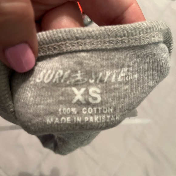 Surf Style Gray Dog Tank Top - Picture 2 of 2